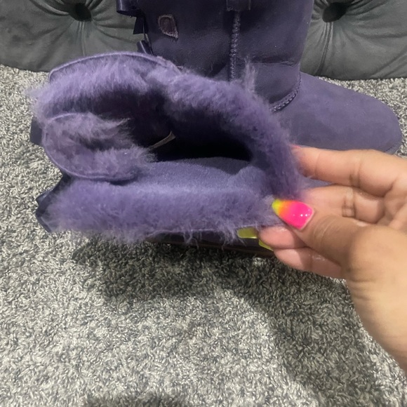 Girls purple Bailey Bow UGGs size US 5 - Picture 7 of 14